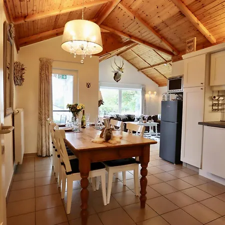 Coeur De Biche Dom wakacyjny Rendeux